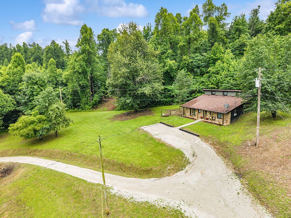 1st image of 463 Amos Baker Rd