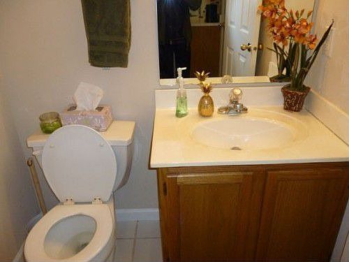 4th image of 801 Coyote Way APT B