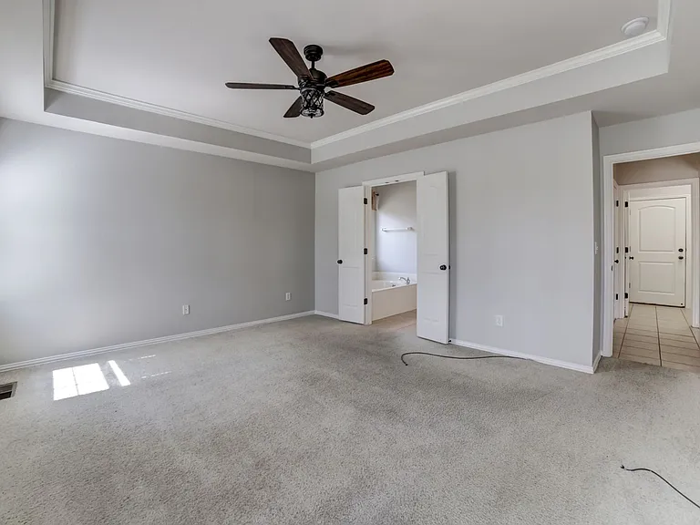 819 E Seattle Pl — Photo 28