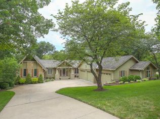 8826 Hirning Rd, Lenexa, KS 66220 | Zillow