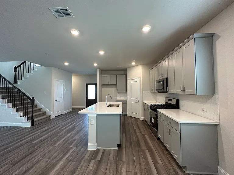 123 Monarch Way — Photo 13