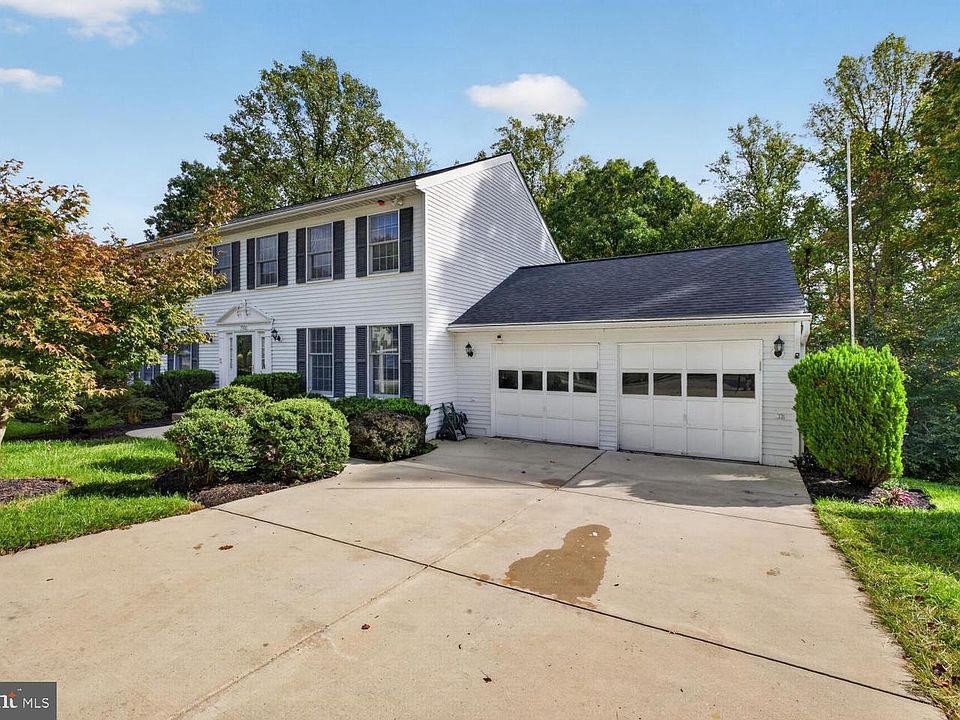 1st image of 7920 Main Falls Cir