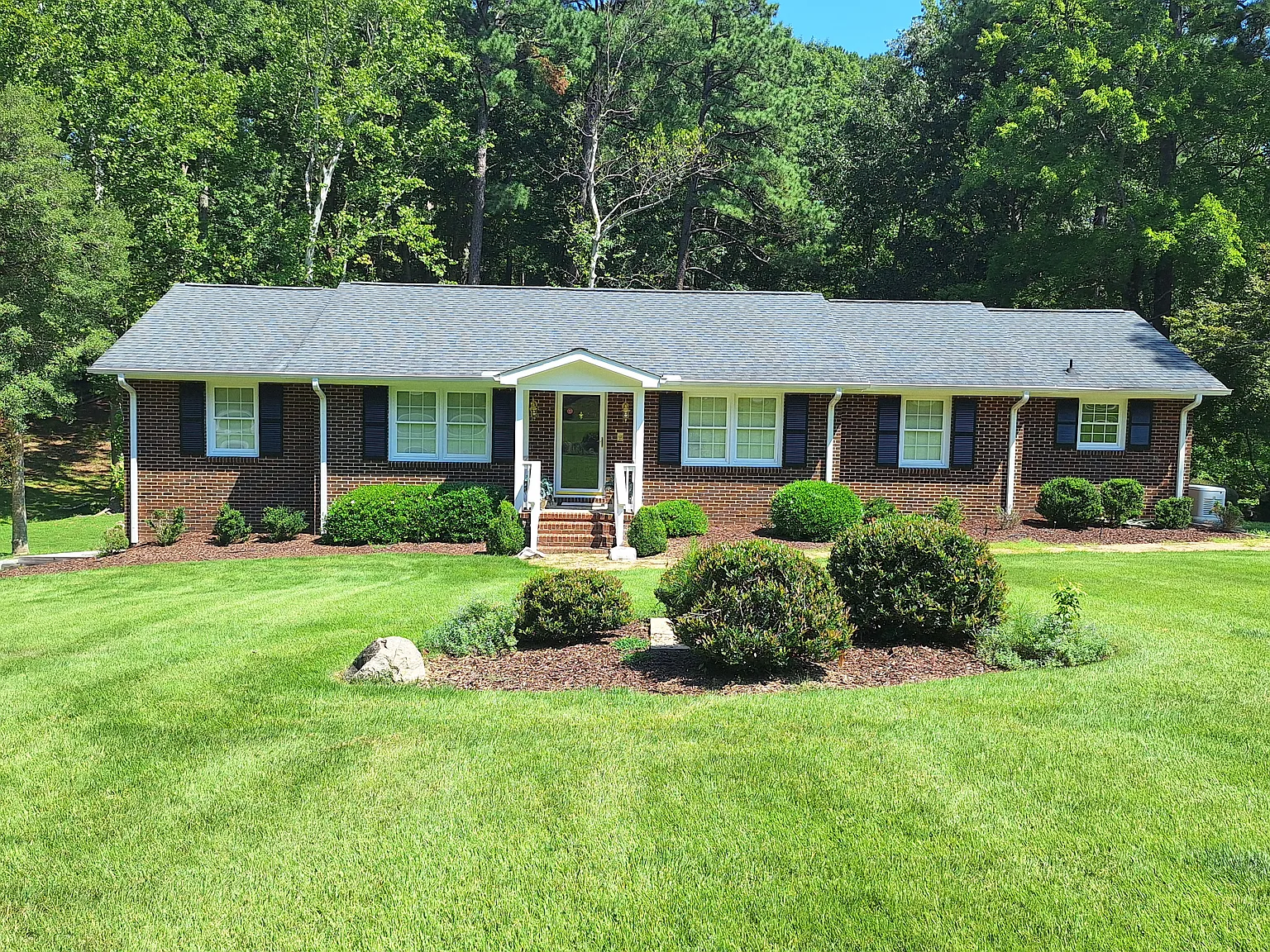 1 bed, $2,150 — Photo 1