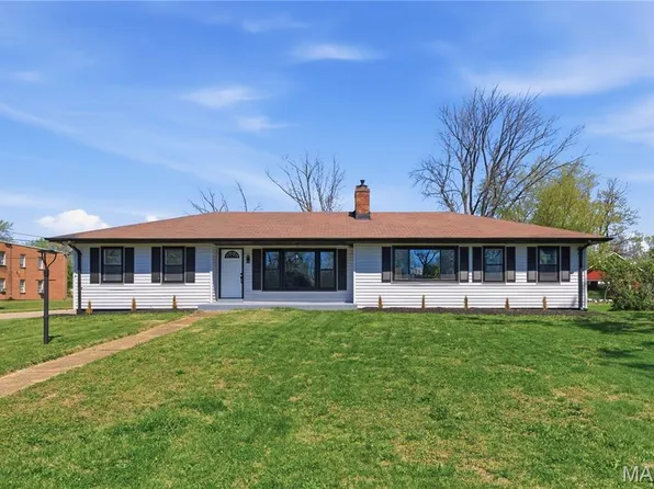 11333 Larimore Rd, Saint Louis, MO 63138