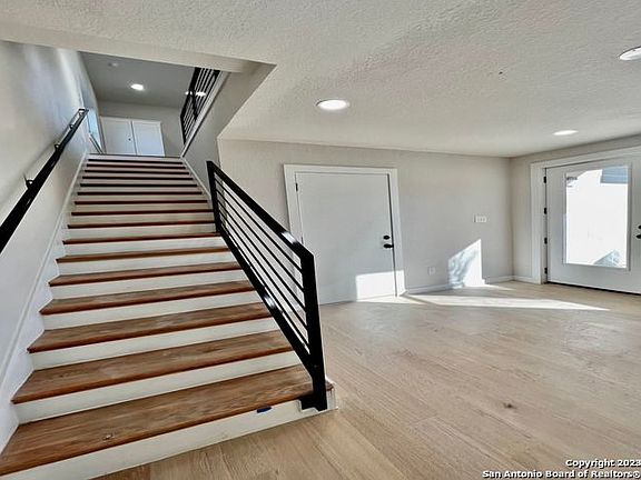 2nd image of 100 Lewis St #2