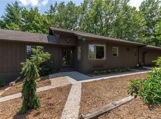 23 Patriots Dr, Asheville, NC 28805