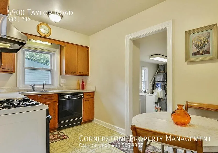 3 Beds 2 Baths | $2750| 5900 Taylor Rd Riverdale Park, MD 20737 — Photo 4