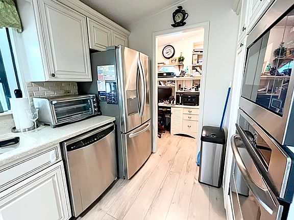 2nd image of 1016 La Paloma Blvd #1016