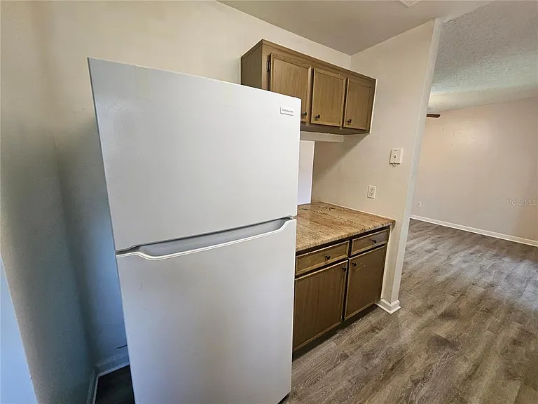 4136 Pershing Pointe Pl #4 — Photo 8