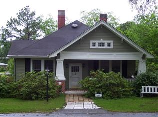 602 E Augusta St, Mc Cormick, SC 29835