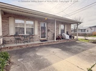 1701 Jackson Ave, Saint Albans, WV 25177