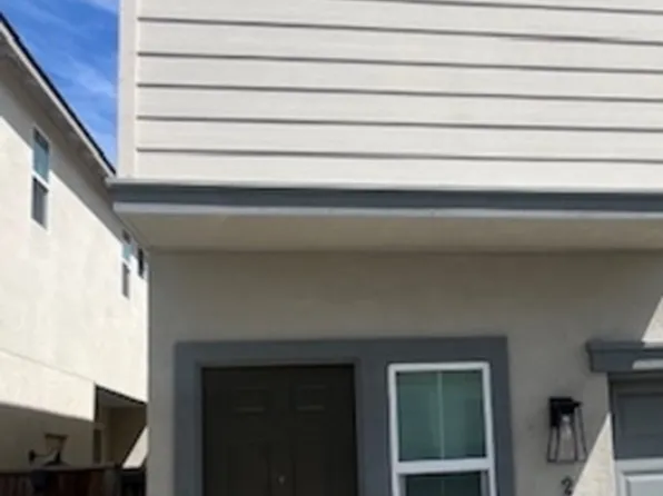 2704 Bella Cir, Santa Rosa, CA 95407