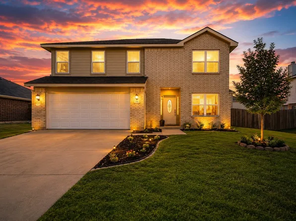 316 Spurlock Dr, Krum, TX 76249