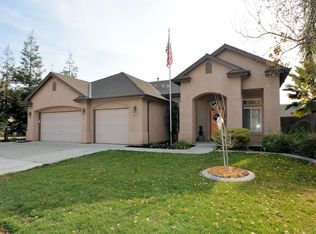 6616 Graybark Ln, Hughson, CA 95326