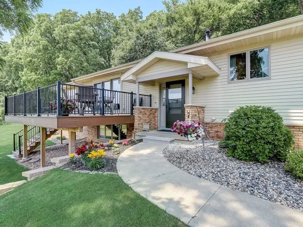 8184 Ballweg Rd, Dane, WI 53529