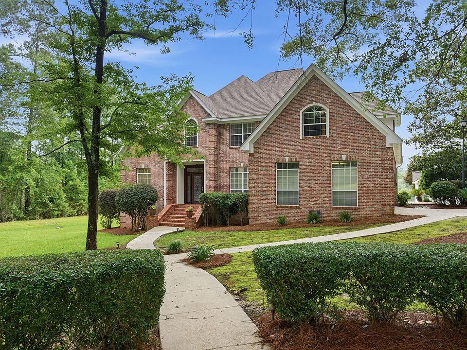 1st image of 24 Henrys Pl