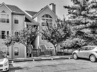 14 Fallen Tree Ct UNIT 220, Halethorpe, MD 21227