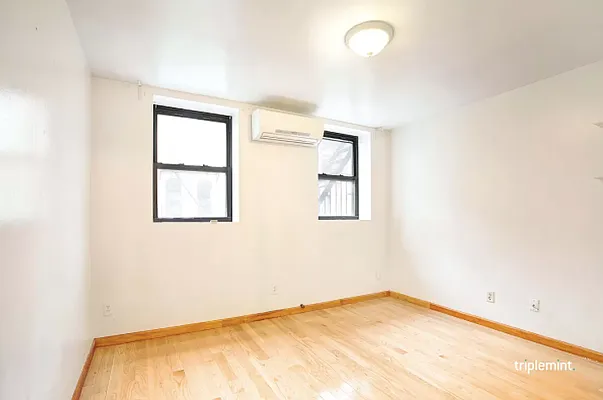 Rented by Triplemint | media 8