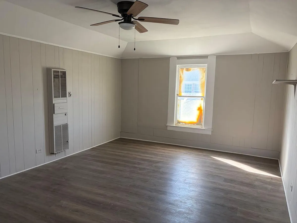 Building Photo - 931 9th Ave #2