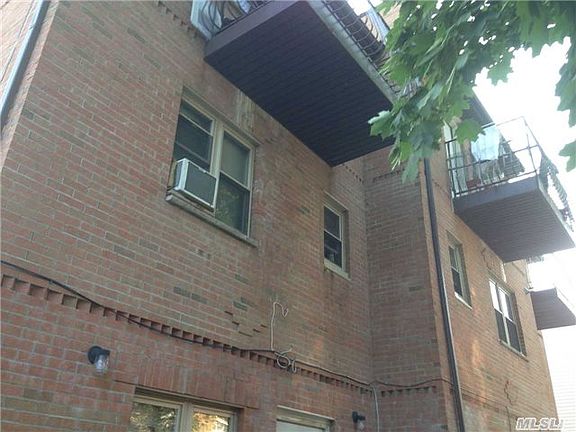 4th image of 9221 173rd St