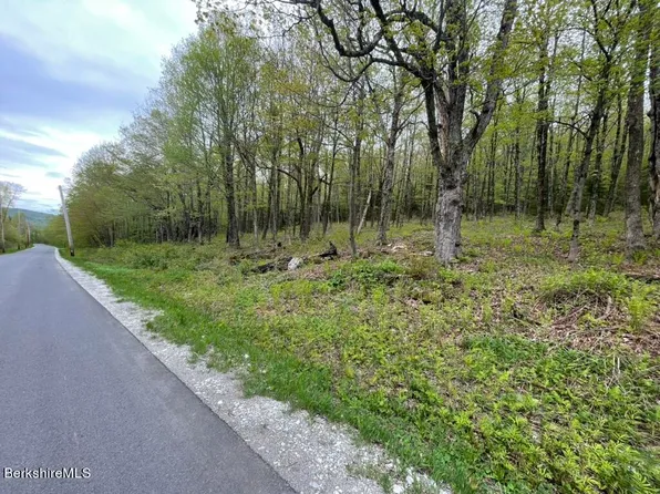 174 Tilda Hill Rd, North Adams, MA 01247