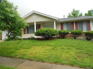 206 Shadyoak Dr, Ballwin, MO