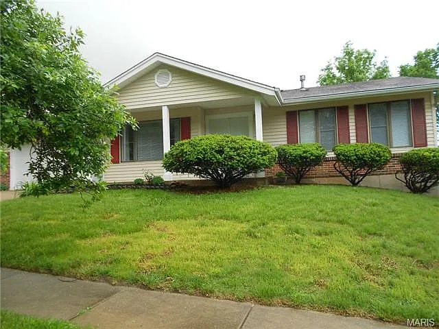 206 Shadyoak Dr photo 1
