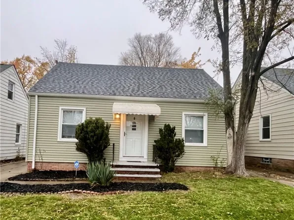 20907 Watson Rd, Maple Heights, OH 44137