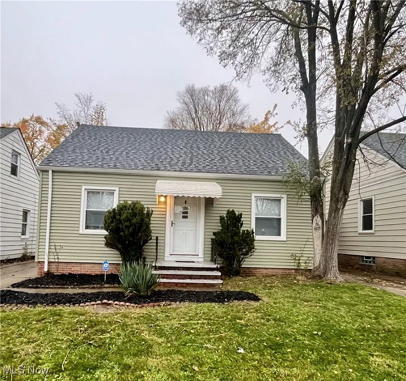 20907 Watson Rd photo 1