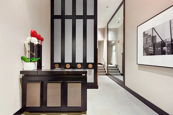 Sold by Corcoran | media 24