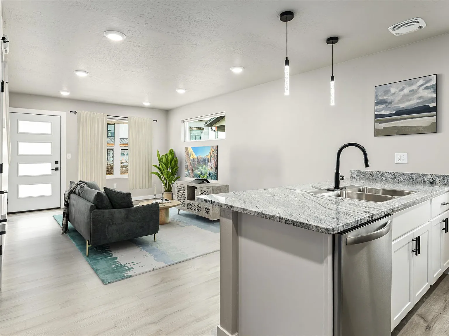 Liberty Estates — Photo 2
