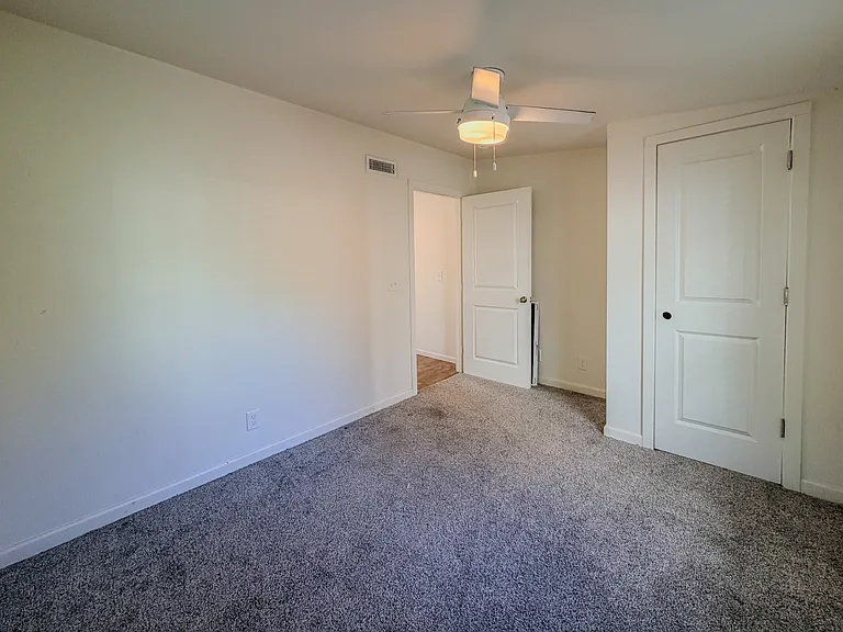 114 W Morgan St — Photo 14
