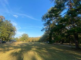 1113 Hooks Lake Rd, Gadsden, AL 35901