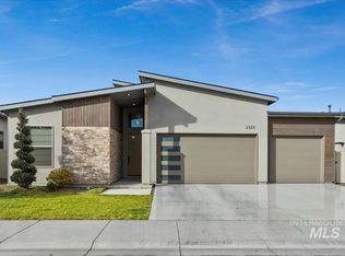 2323 S Rolling Hills Ave, Meridian, ID 83642