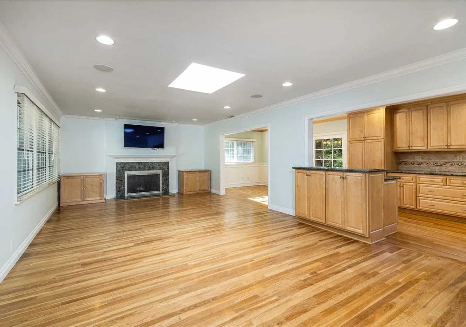 Beautiful RPV Home - Excellent Location — Photo 3