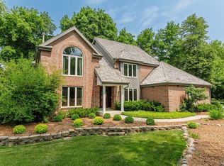 2625 Buckingham Pl, Brookfield, WI 53045