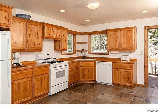4th image of 45528 4th Ln