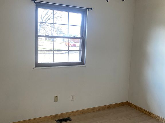 4th image of 1556 Texas Dr