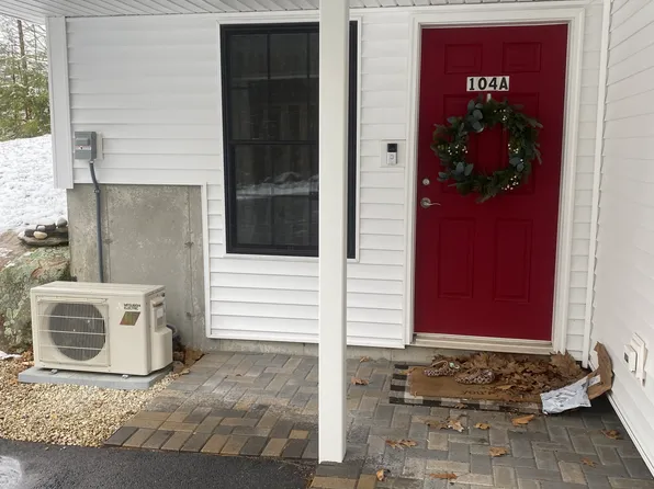104A Hayes Rd #A, Madbury, NH 03823