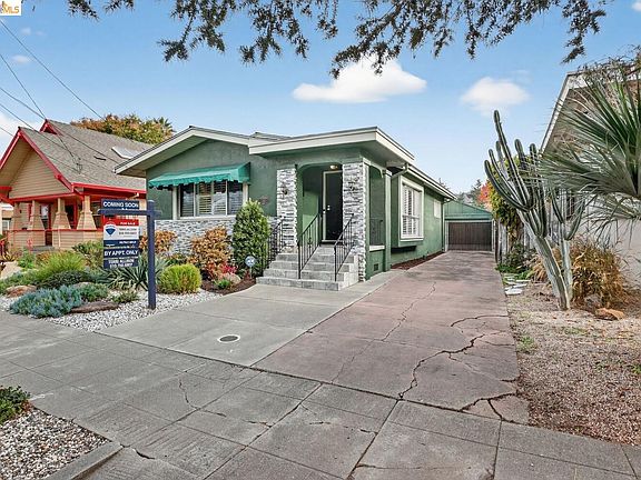3rd image of 310 Melven Ct