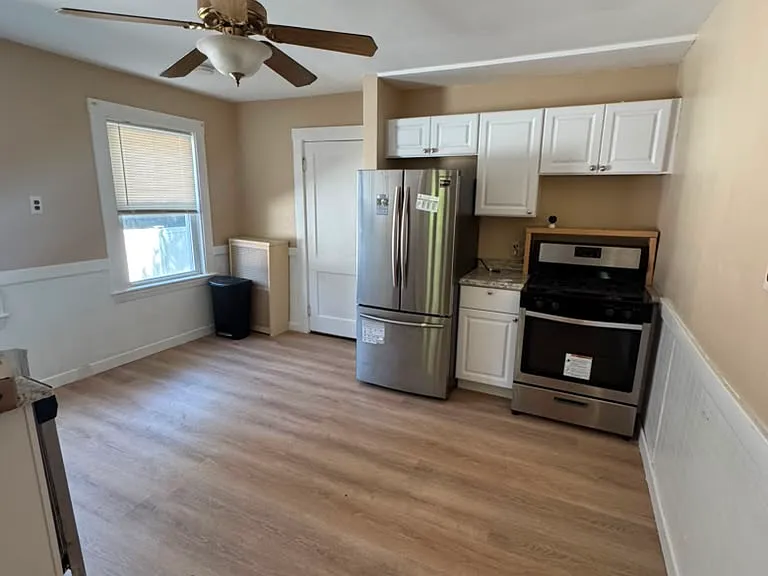 175 Warren St #1 — Photo 8
