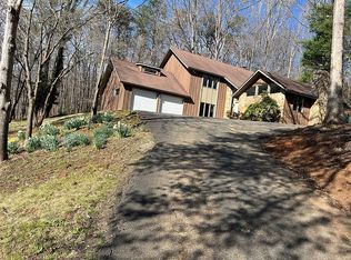 80 Lombard Cir, Martinsville, VA 24112