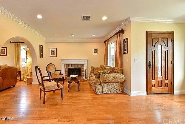 1736 Vistillas Rd — Photo 5