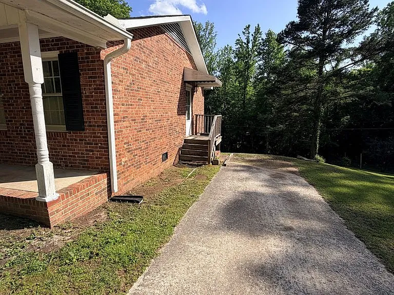 10 Dogwood Ln — Photo 4