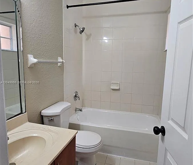 785 SW 6th Pl #1 — Photo 9