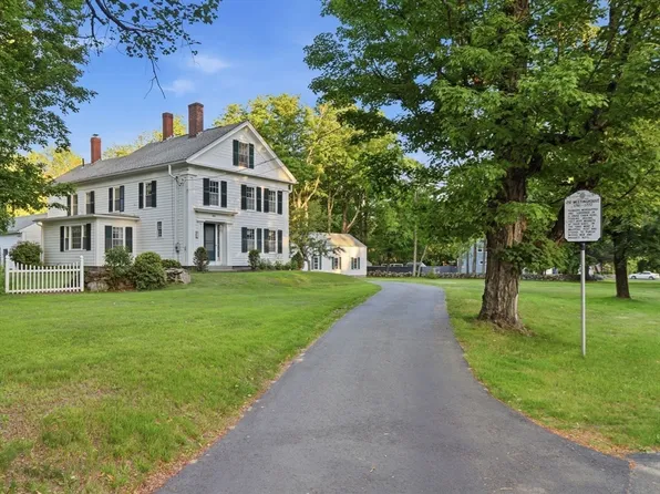 834 Pleasant St, Athol, MA 01331