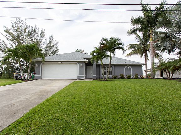 2nd image of 1304 SW 31st Ter