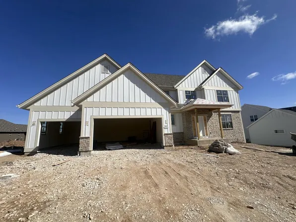 N54W19318 Kearney LANE, Menomonee Falls, WI 53051