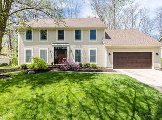 7353 Earlsford Dr, Dublin, OH 43017