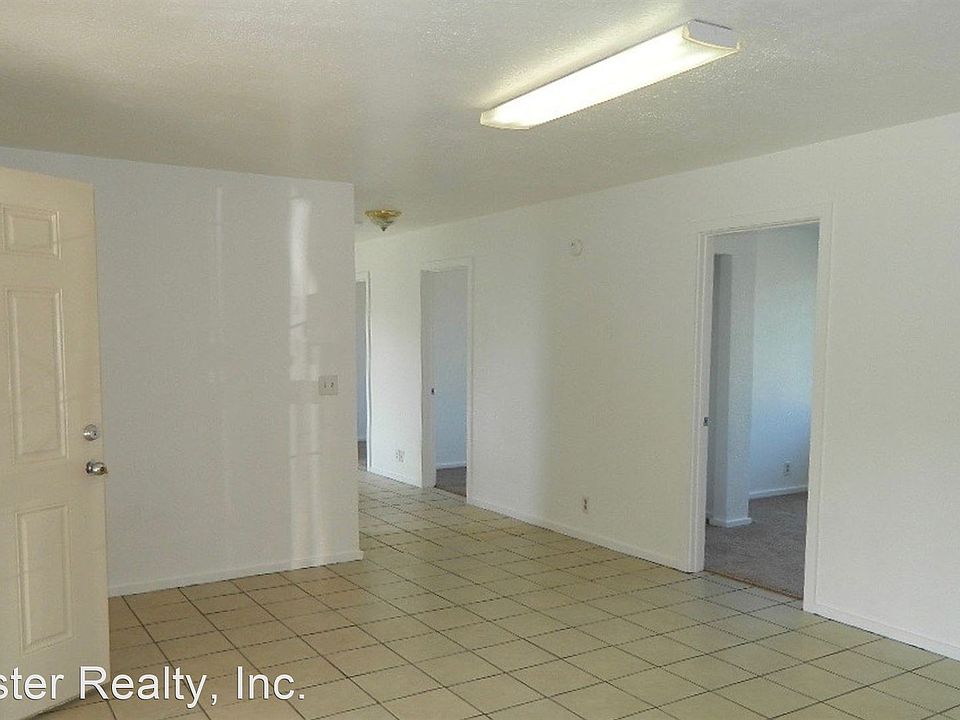 2nd image of 85-383 Kaulawaha Rd